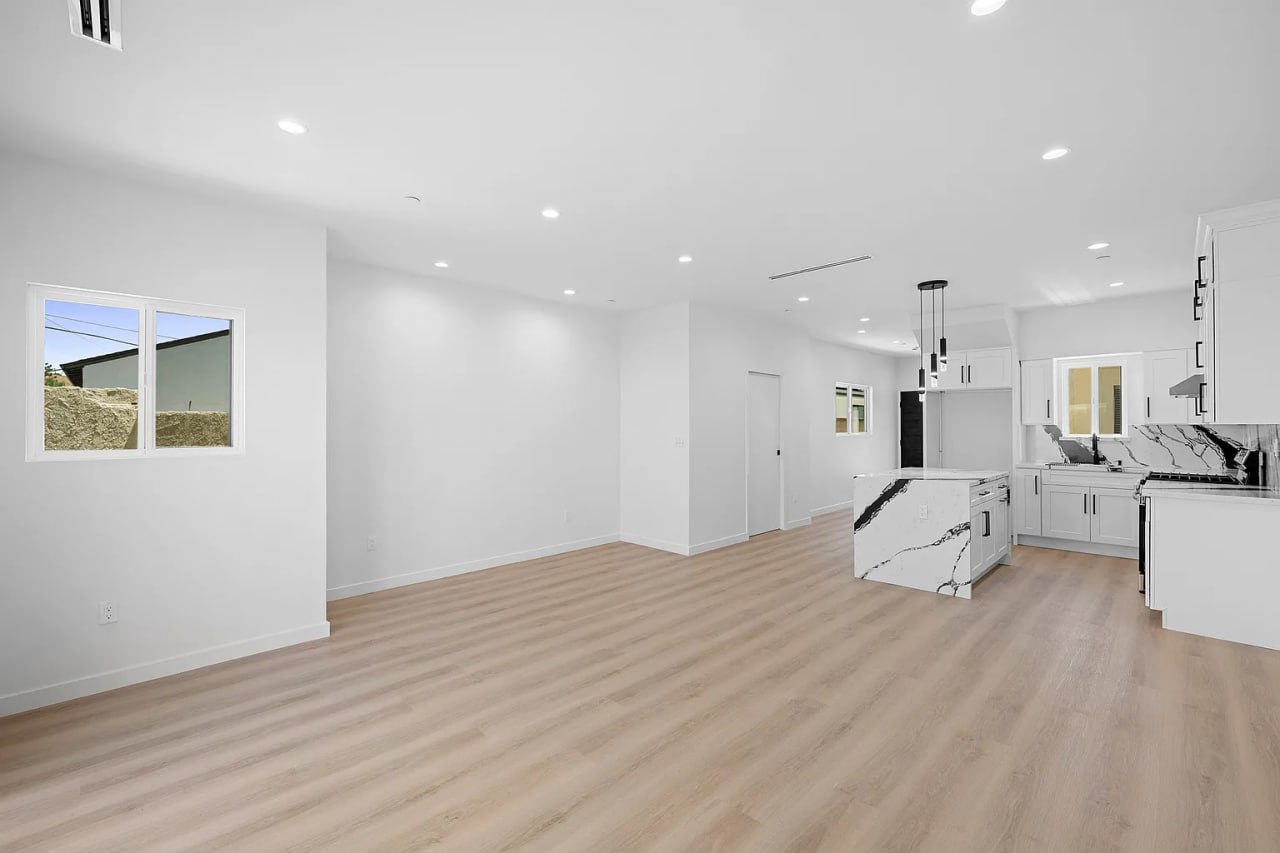 Urbane Design -Bright Inside Project