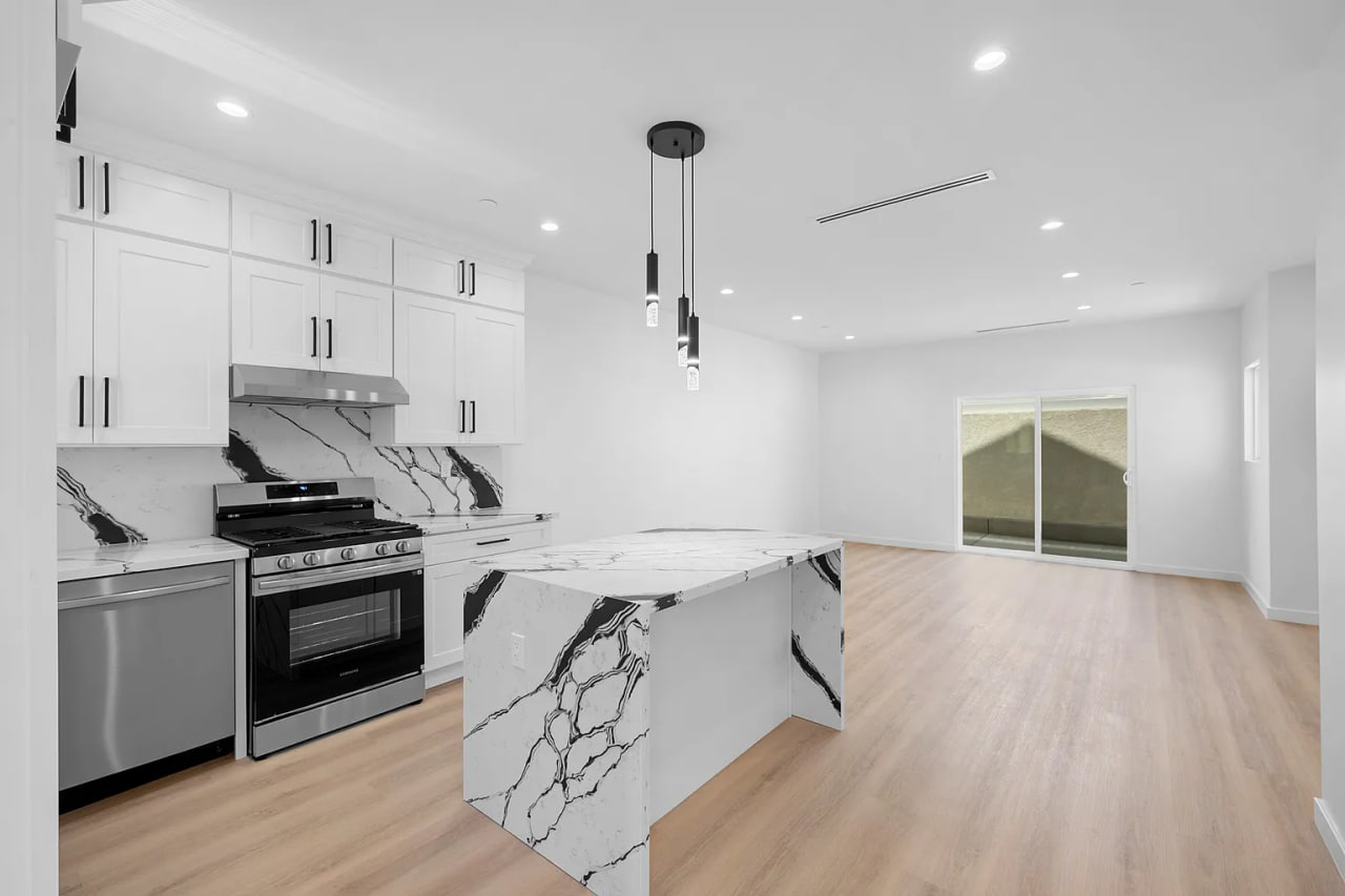 Urbane Design -Bright Inside Project