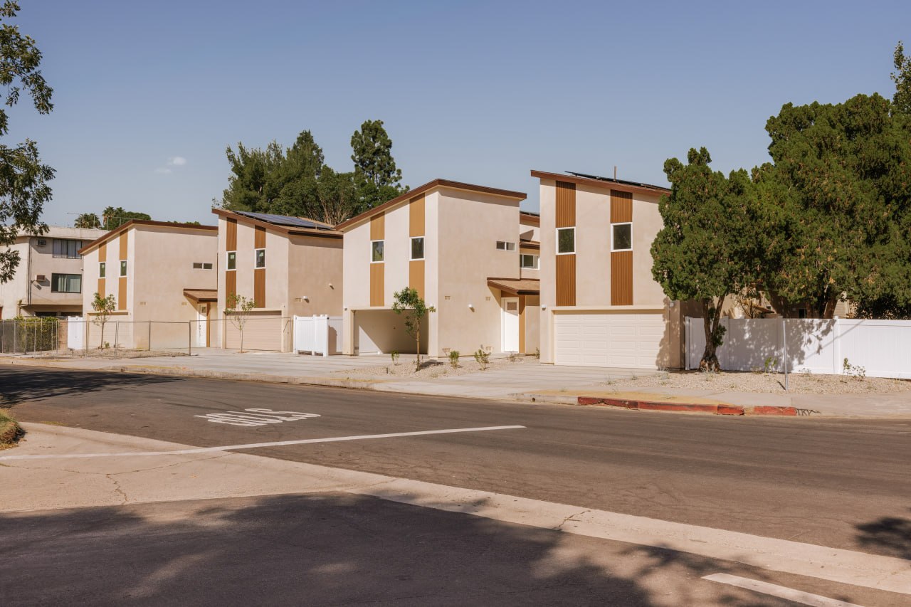 Urbane Design -One to Four Project