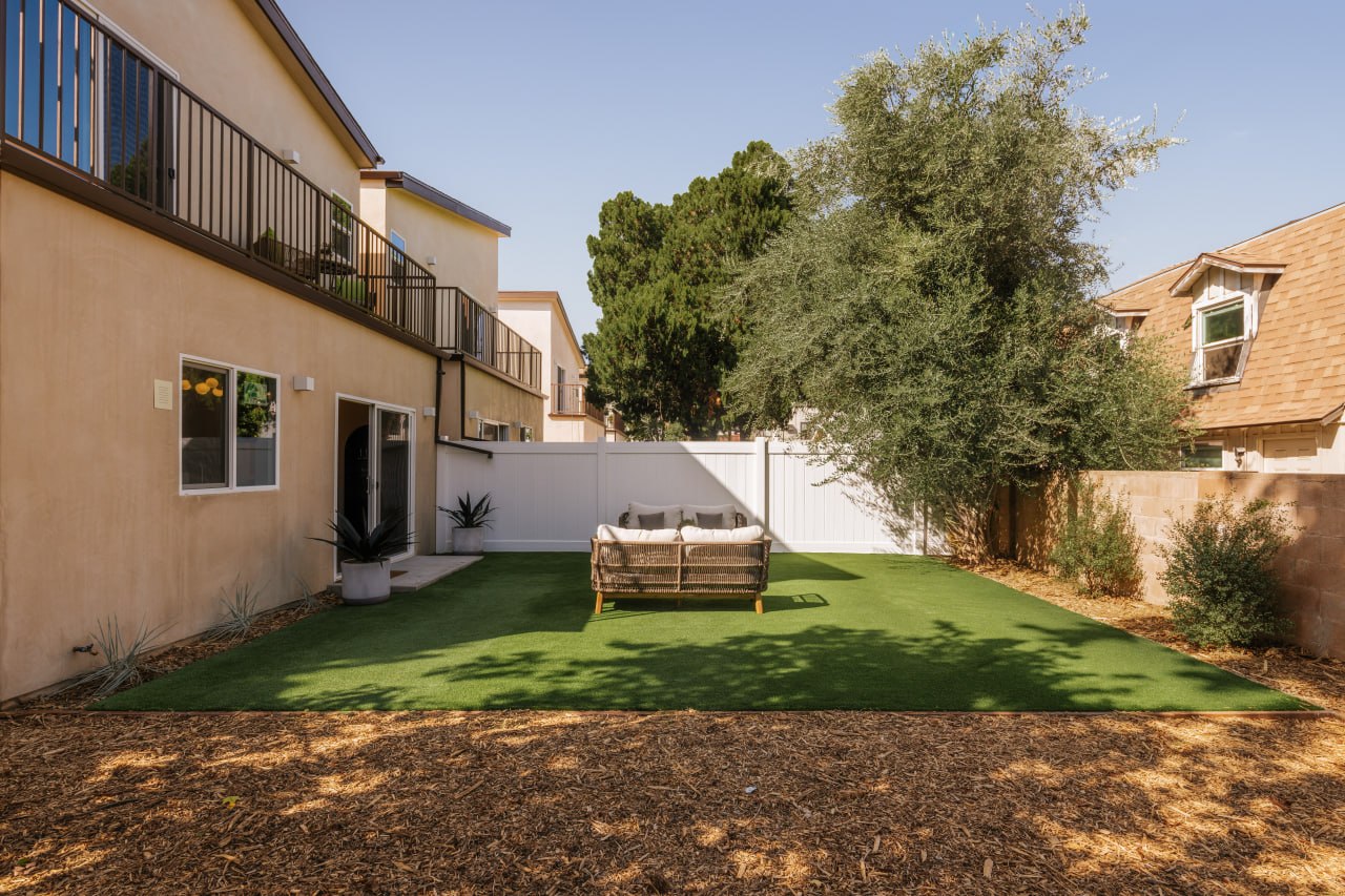 Urbane Design -One to Four Project