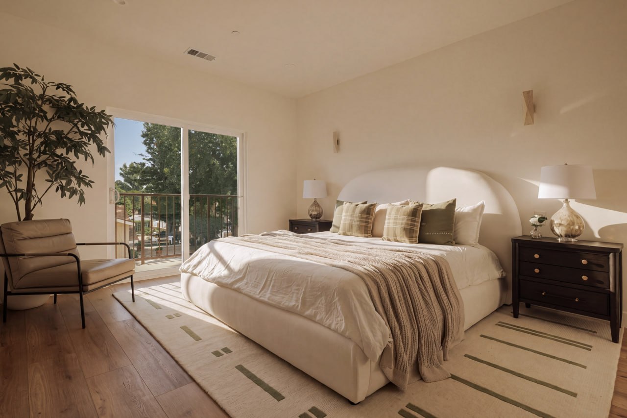 Urbane Design -One to Four Project